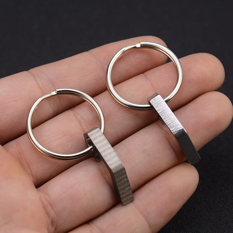 Petit Porte Clé Décapsuleur